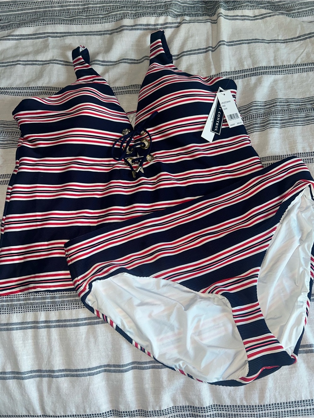 NWT La Blanca Women’s Red, White, & Blue Striped Tankini Swimsuit Sz 22W 🇺🇸